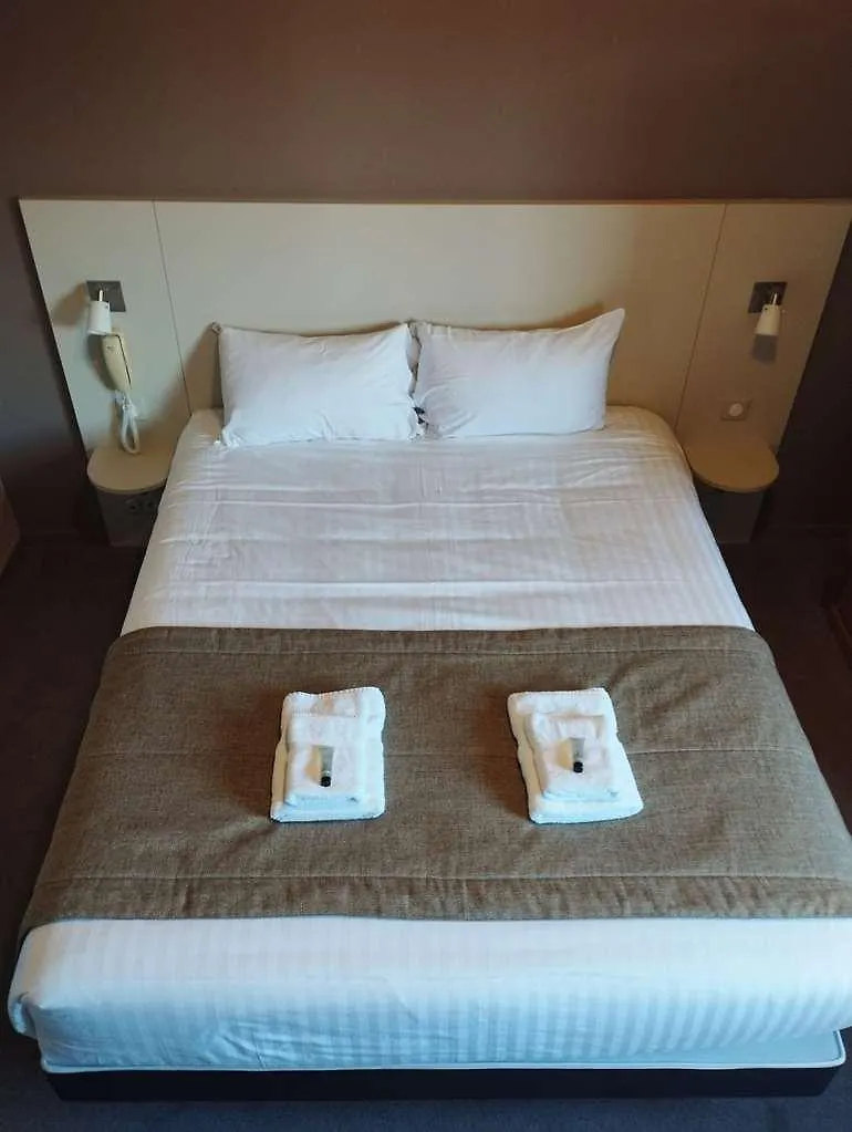Brit Hotel Armor Guingamp Frankrijk