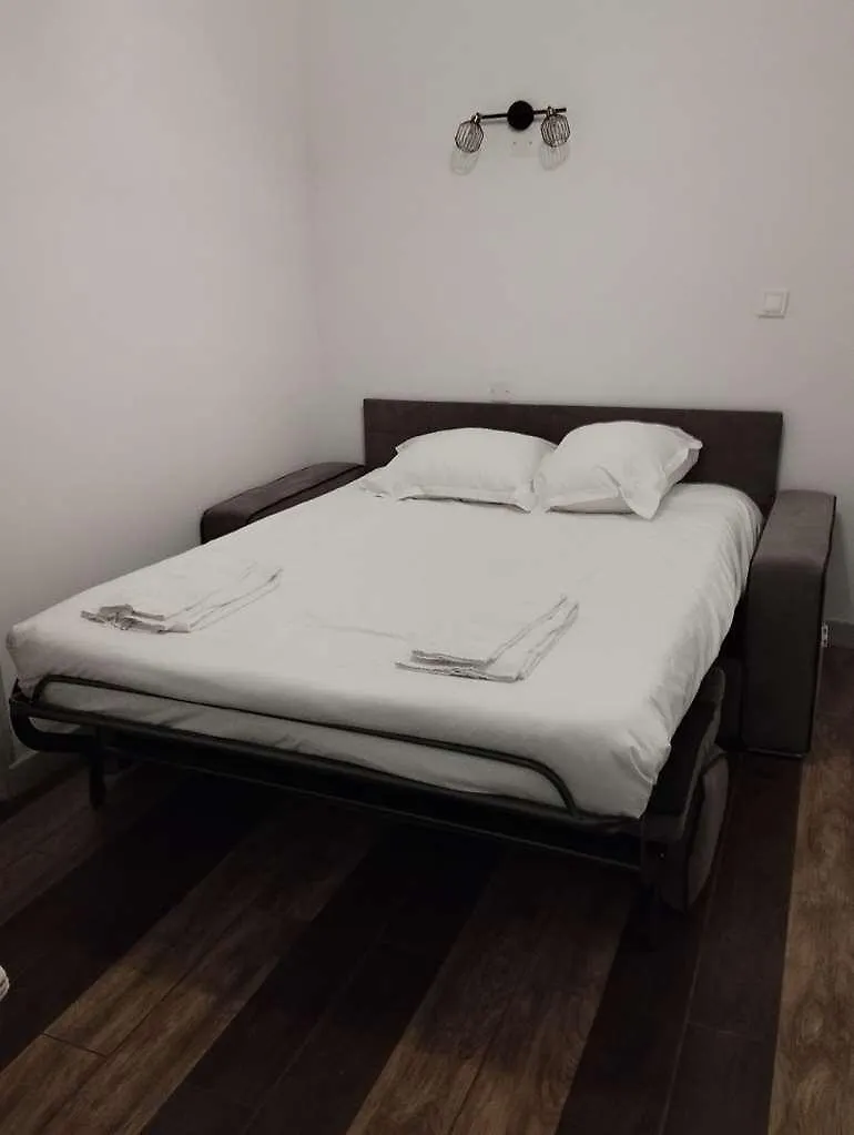 Brit Hotel Armor Guingamp 3*,