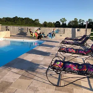 https://domaine-de-la-belliere.hotels-rhonealpes.com