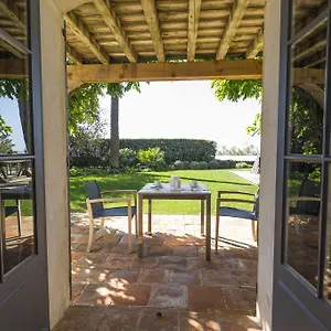 https://chateau-de-sable.fr-provencehotel.com