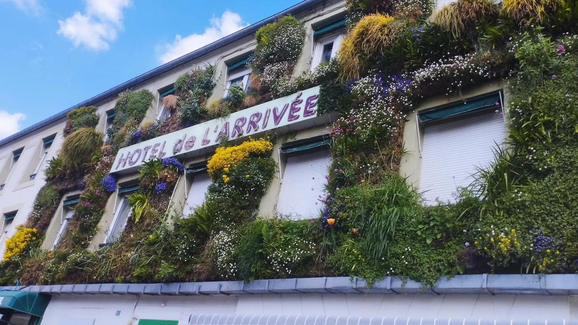 Brit Hotel L'Arrivee Guingamp France